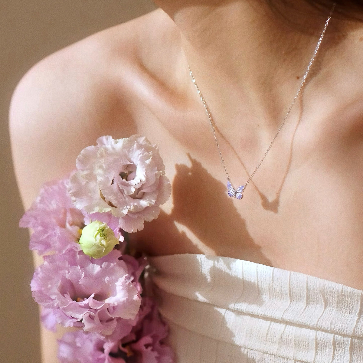 [Limited Edition] Luminous Dream Purple Butterfly Necklace
